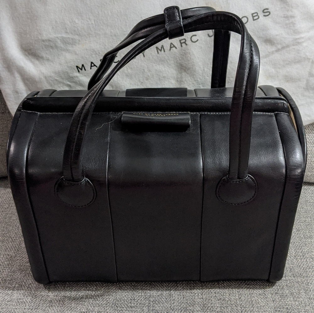 Marc by Marc Jacobs black Show Box Mathilde